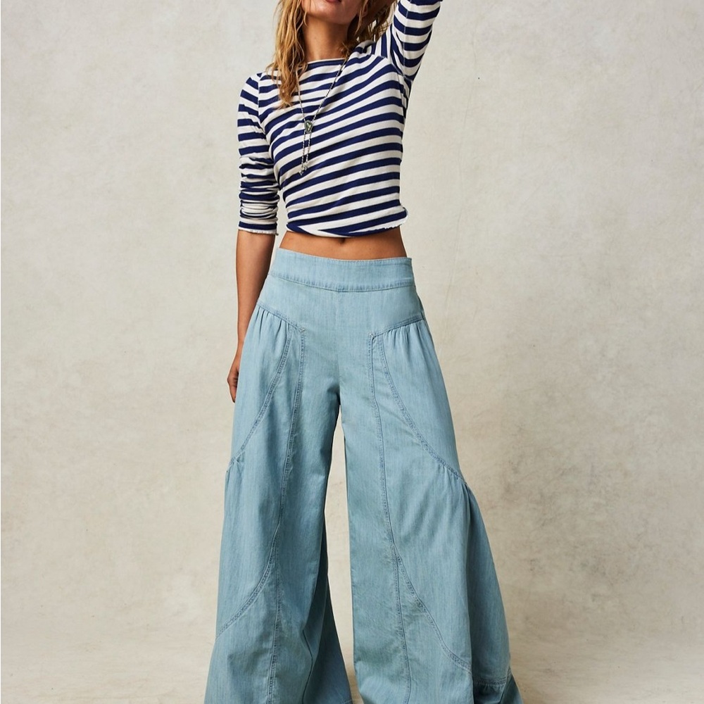 NWOT Free People Wide Leg Jeans